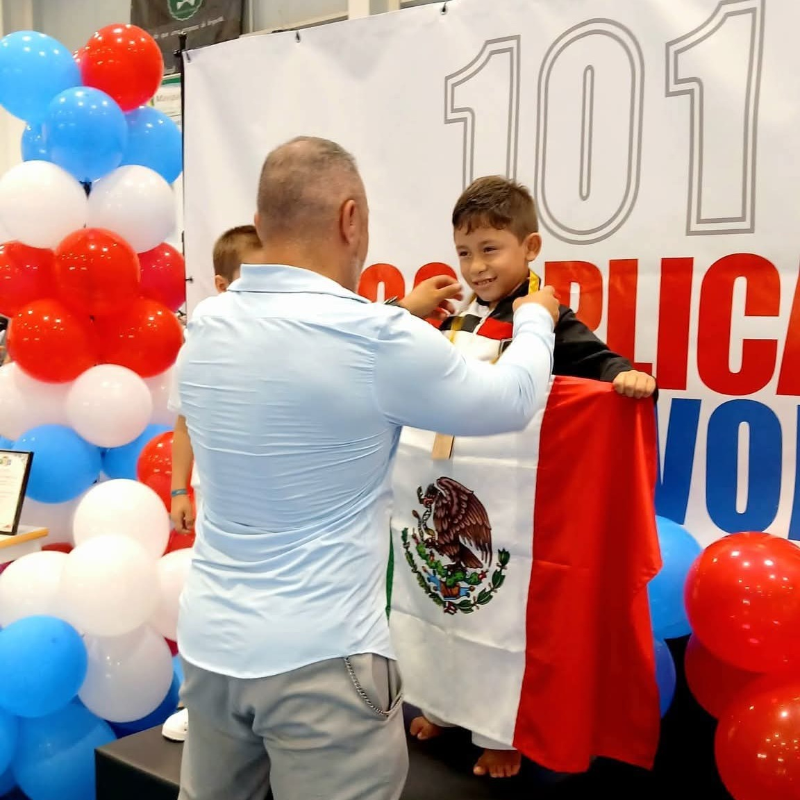 Reynaldo Hiuit se corona con dos medallas de oro en los Kinder Games, realizados en Portugal