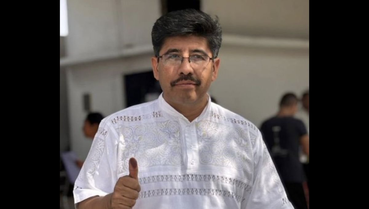 El abogado oaxaqueño Hugo Aguilar Ortiz suma 4 milones 952 mil 922 sufragios, lo que le permite mantenerse en la delantera El abogado oaxaqueño Hugo Aguilar Ortiz suma 4 milones 952 mil 922 sufragios, lo que le permite mantenerse en la delantera