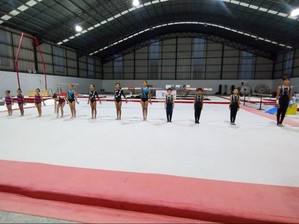 Gimnastas de Campeche se preparan para la Copa Althara de Gimnasia Artística en Mérida