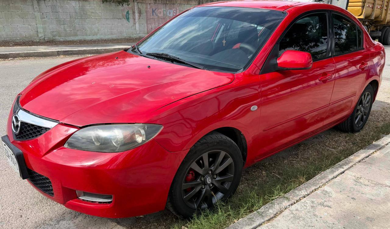 Lleva su coche al taller y desaparece: Acusan a mecánico de Mérida de entregarlo a otra persona 