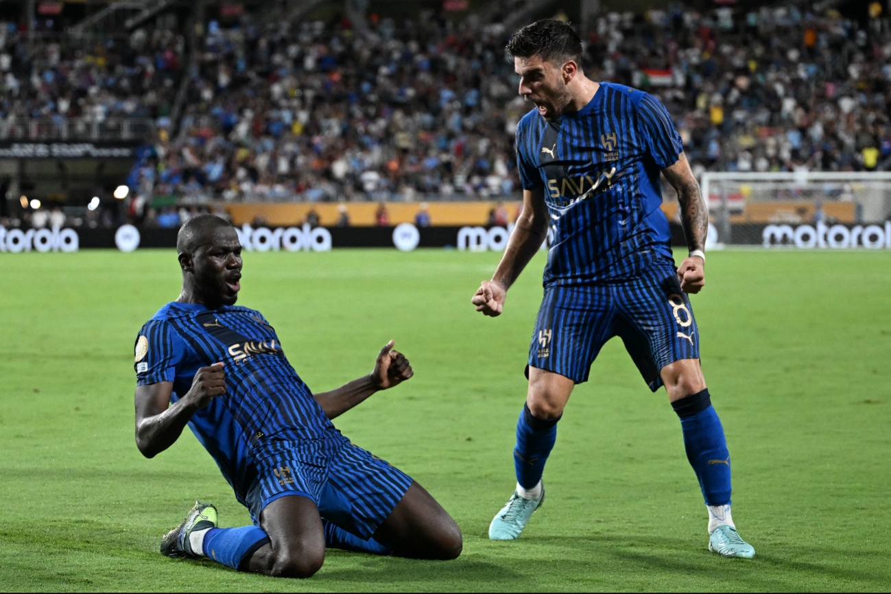 Los jugadores del equipo saudí nunca bajaron los brazos y lograron el triunfo.
