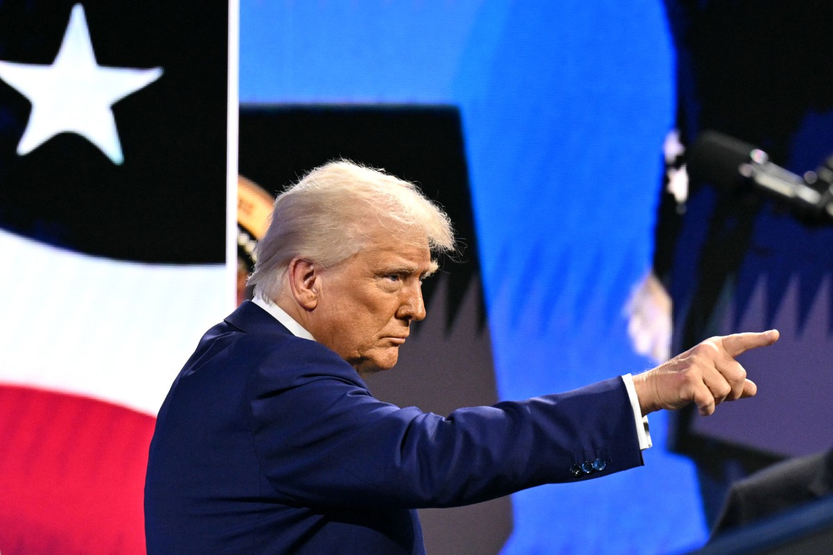 El madatario asegura que la medida es para proteger a Estados Unidos de peligros.