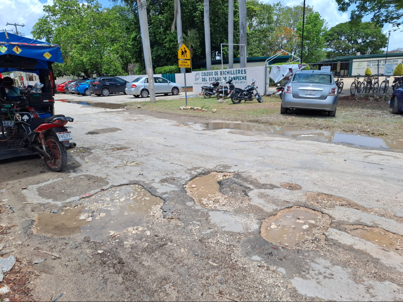 Lluvias agravan calles deterioradas en San Juan y San Antonio Lluvias agravan calles deterioradas en San Juan y San Antonio