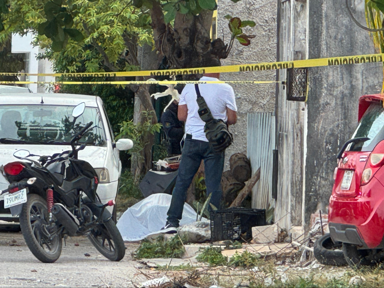 El hombre llegó a un domicilio con el fin de cobrar un préstamo, cuando dos sujetos se le acercaron por la espalda y le dispararon El hombre llegó a un domicilio con el fin de cobrar un préstamo, cuando dos sujetos se le acercaron por la espalda y le dispararon