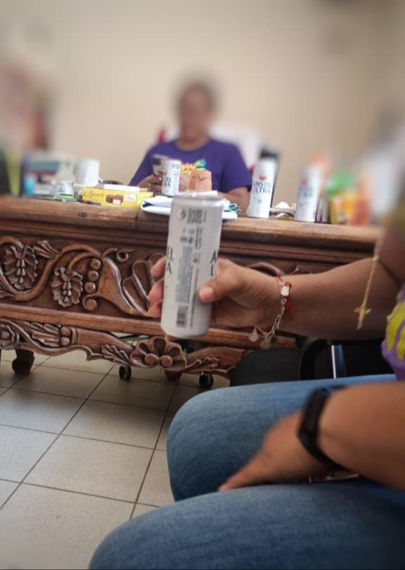 SNTE reconoce falta de maestras por consumir alcohol en kínder.