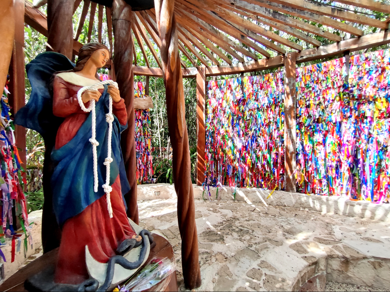 El Santuario María Desatadora de Nudos en Cancún recibe más de 23 mil visitantes cada semana.