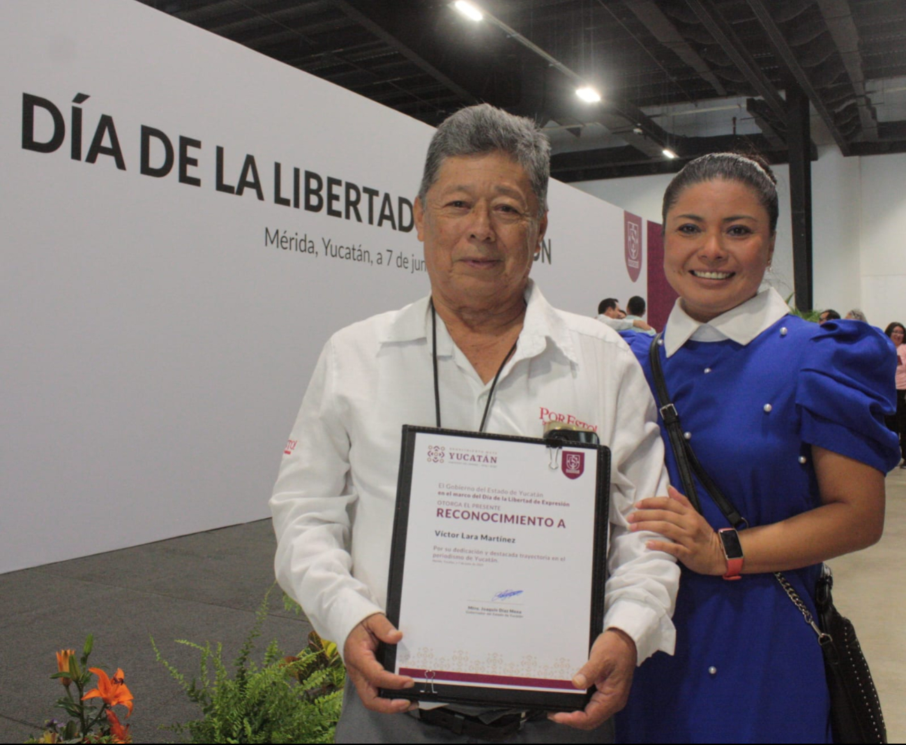 Durante el evento, Víctor Lara, reportero de POR ESTO!, fue reconocido Durante el evento, Víctor Lara, reportero de POR ESTO!, fue reconocido