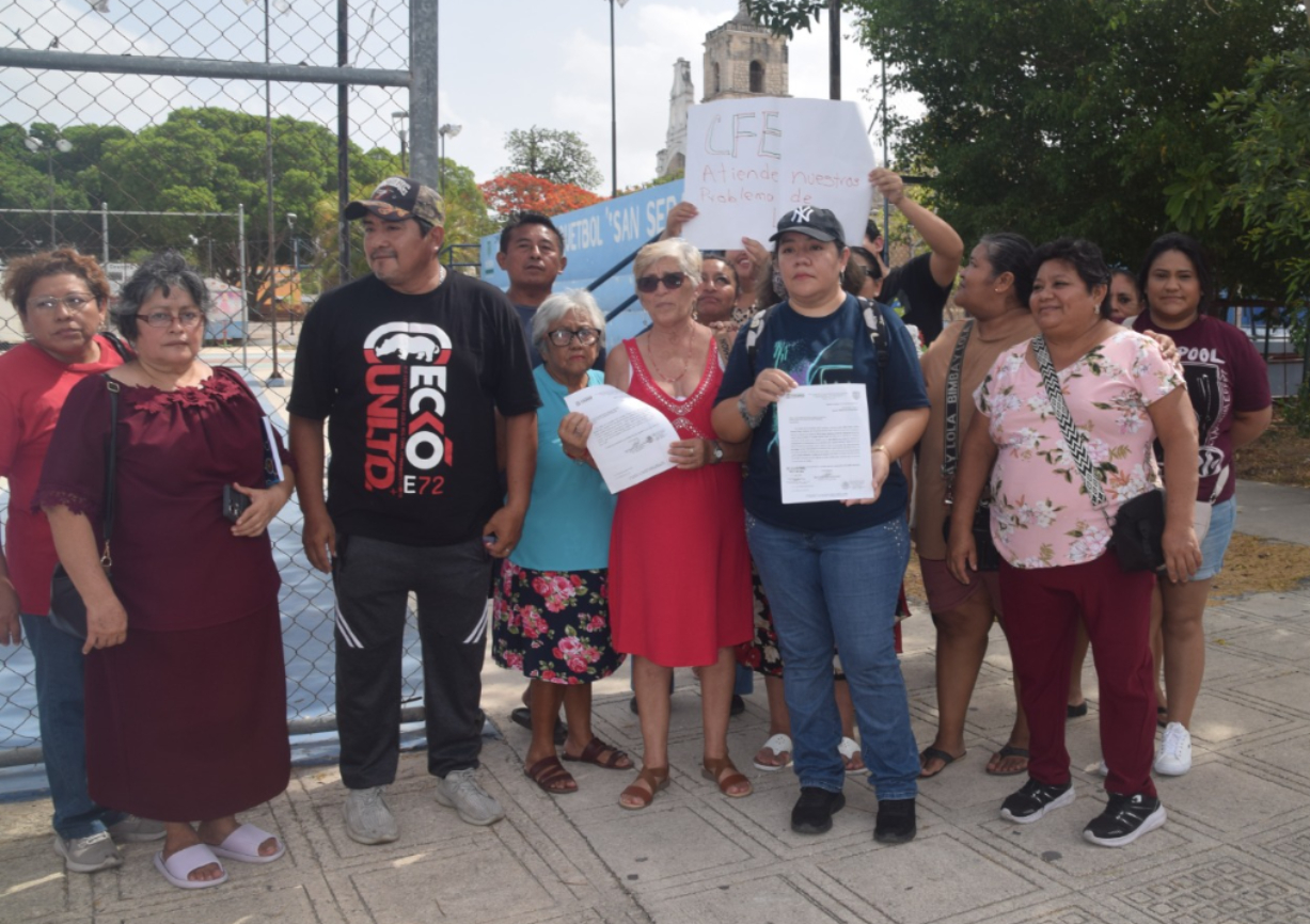 Los padres denuncian que los menores, incluso, padecen afectación emocional Los padres denuncian que los menores, incluso, padecen afectación emocional
