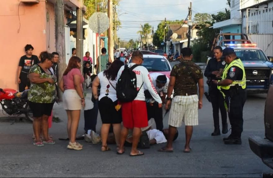 Motociclista se vuela su alto dejando como saldo un lesionado Motociclista se vuela su alto dejando como saldo un lesionado