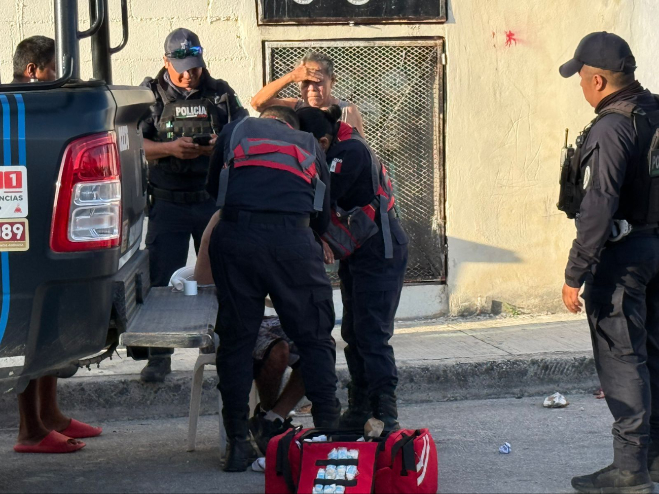 Se le otorgó atención médica a la persona herida Se le otorgó atención médica a la persona herida