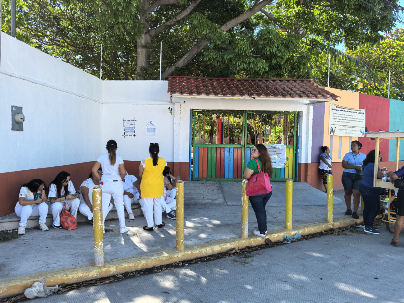 Jardín de Niños 'Esther Rodríguez Meza' de Ciudad del Carmen no tuvo clases, nadie tenía llaves para abrir el plantel 