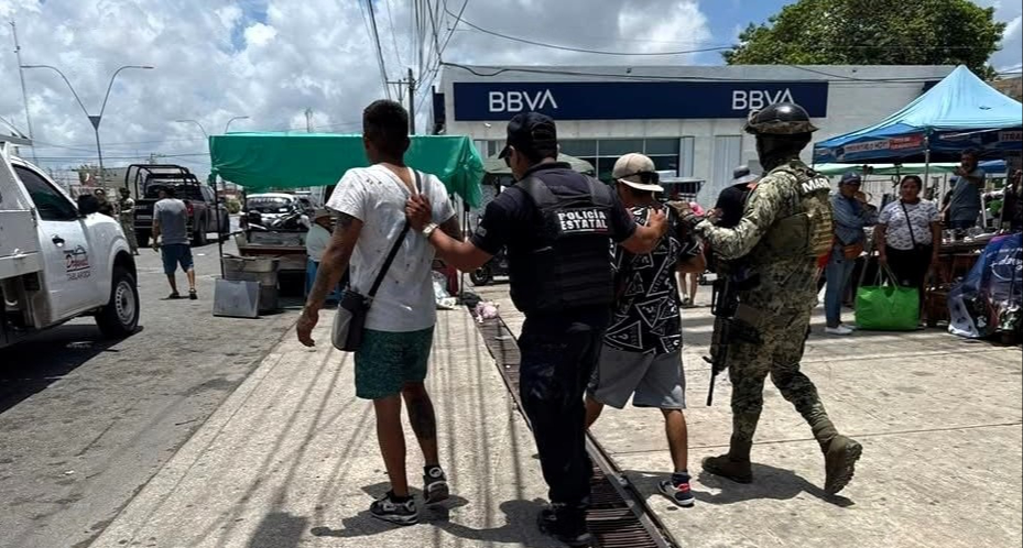 Las autoridades hallaron tijeras usadas en el pleito Las autoridades hallaron tijeras usadas en el pleito