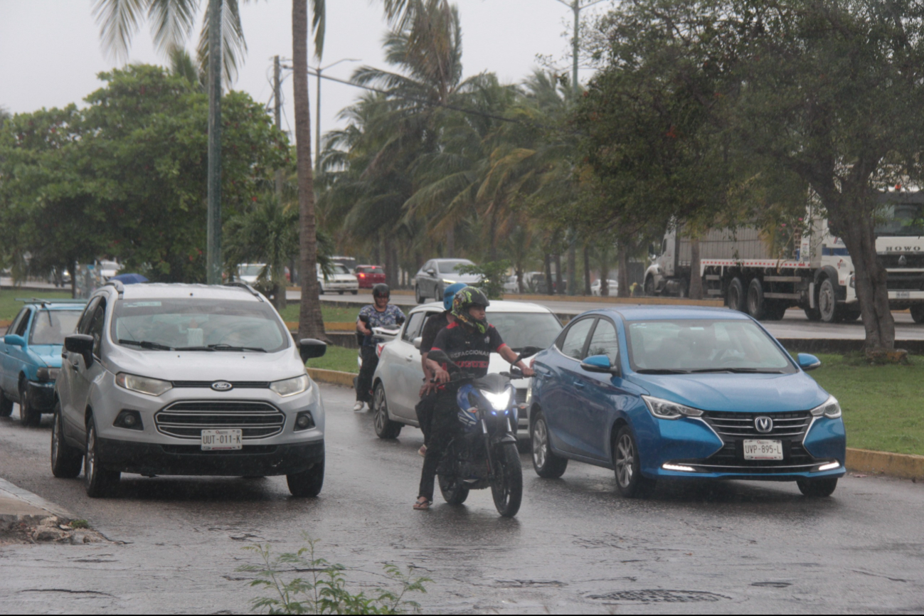  Predomina el calor, la humedad y  lluvias intensas en Quintana Roo