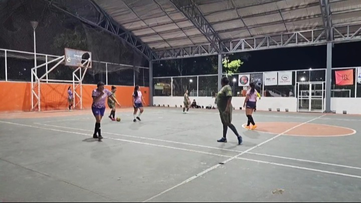 Bayer 10 goleó 3-0 a Atlético Minas en el arranque de la jornada nocturna femenil. Bayer 10 goleó 3-0 a Atlético Minas en el arranque de la jornada nocturna femenil.
