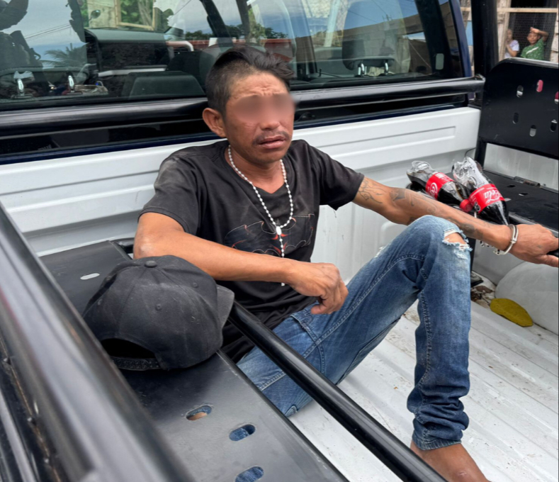 Vecinos de la SM 234 atraparon al presunto responsable de machetear a un hombre en Cancún 