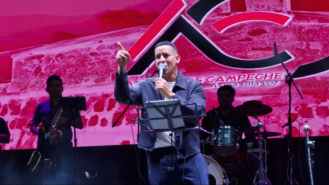 “Jesús nunca llega tarde”: Daddy Yankee visita Campeche y llama a vivir la fe cristiana  