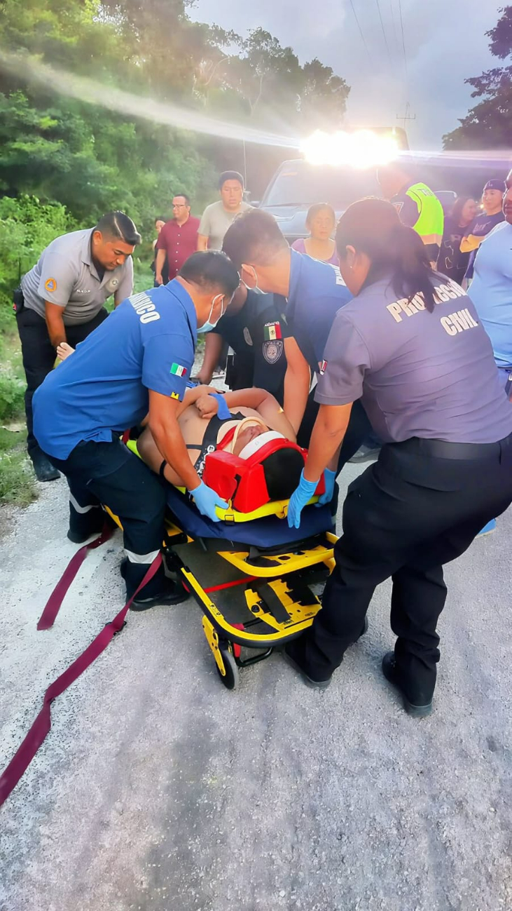 Debido a la severidad del asunto, se les trasladó al nosocomio para recibir atención médica Debido a la severidad del asunto, se les trasladó al nosocomio para recibir atención médica
