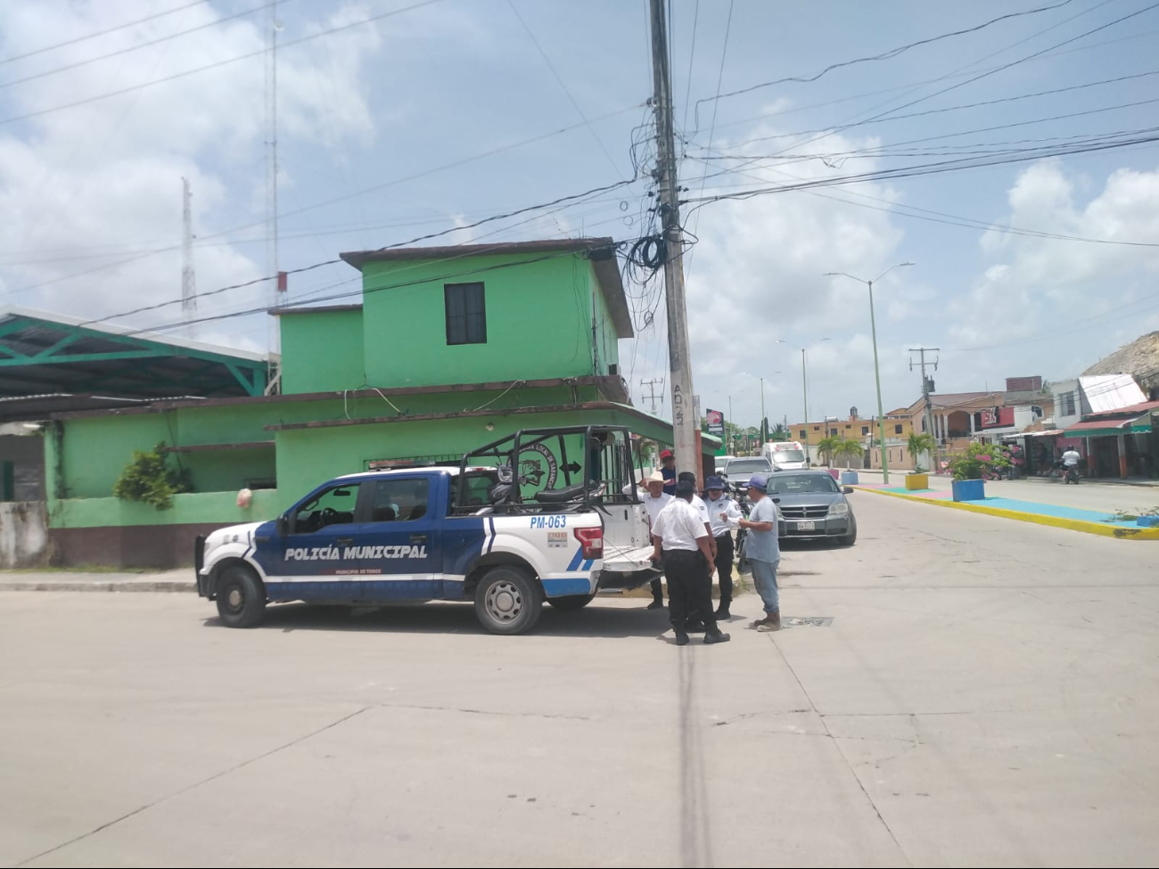 Habitantes de Sabancuy exigen oficina de tránsito ante aumento de retenes Habitantes de Sabancuy exigen oficina de tránsito ante aumento de retenes