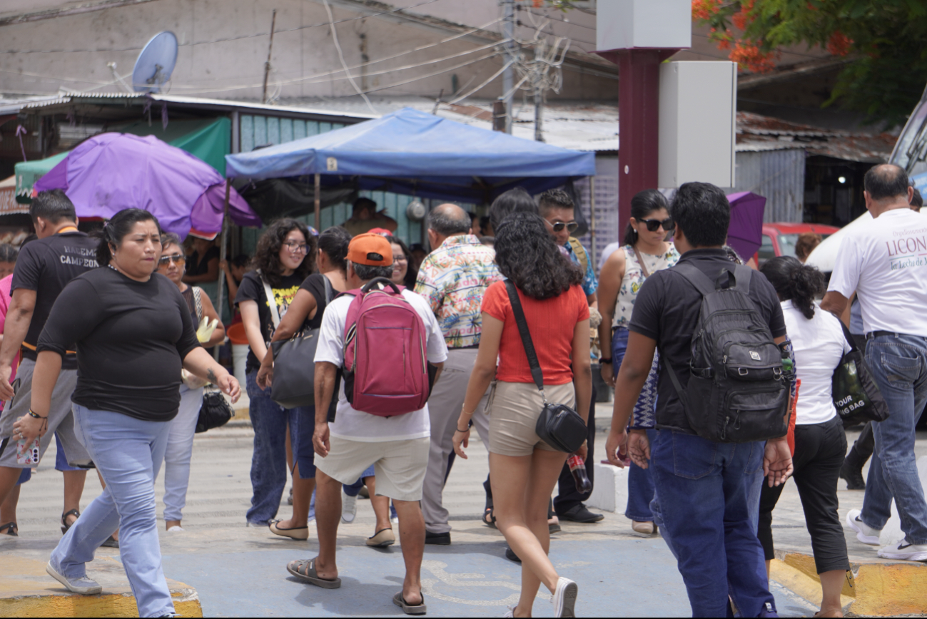 La meta era crear al menos cuatro mil plazas por mes