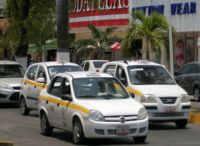 Los taxistas han sido señalados en varias ocasiones de dar mal servicio y faltar al respeto.