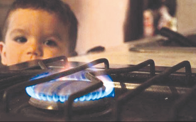 Vacaciones seguras: lo que debes saber antes de dejar a tu hijo solo en casa