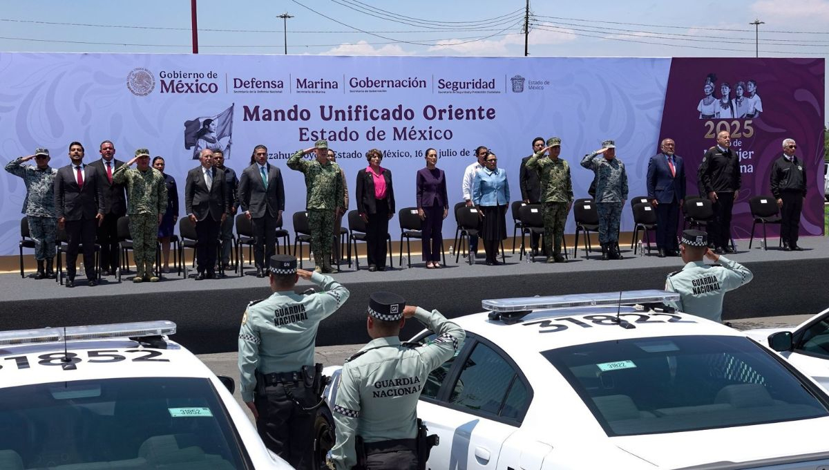 El secretario Omar Gracía Harfuch señaló que, por instrucciones de la presidenta Claudia Sheinbaum, se ha desplegado una estrategia basada en cuatro ejes El secretario Omar Gracía Harfuch señaló que, por instrucciones de la presidenta Claudia Sheinbaum, se ha desplegado una estrategia basada en cuatro ejes