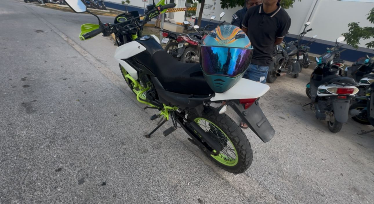 Durante el operativo los policías recuperaron cuatro motocicletas más con reporte de robo Durante el operativo los policías recuperaron cuatro motocicletas más con reporte de robo