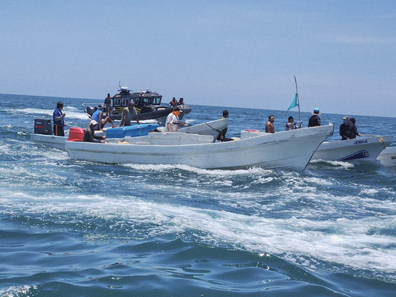 Detienen a tres hombres por capturar especies en veda en  la costa de Yucatán