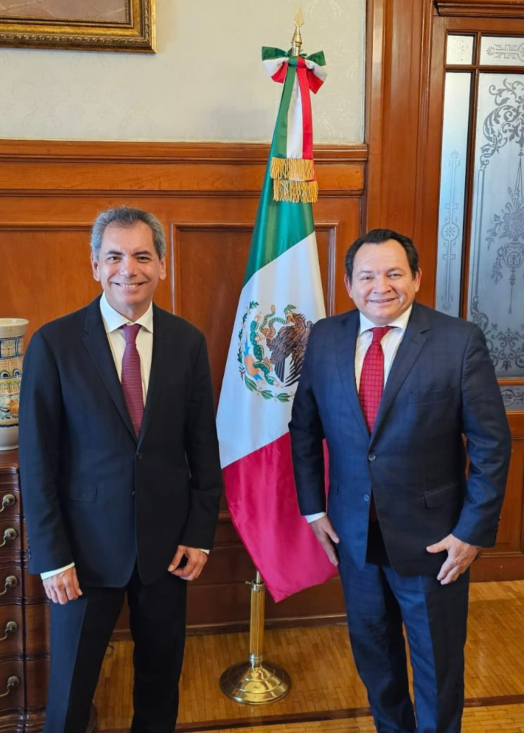 Díaz Mena se reunió con el secretario de Hacienda, Édgar Zamora Díaz Mena se reunió con el secretario de Hacienda, Édgar Zamora