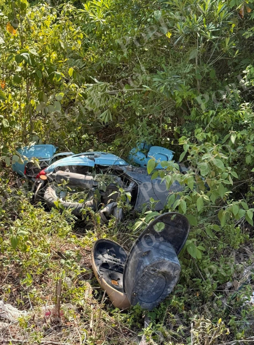 El joven saló disparado de su unidad, cayendo al pavimento sufriendo laceraciones y contusiones