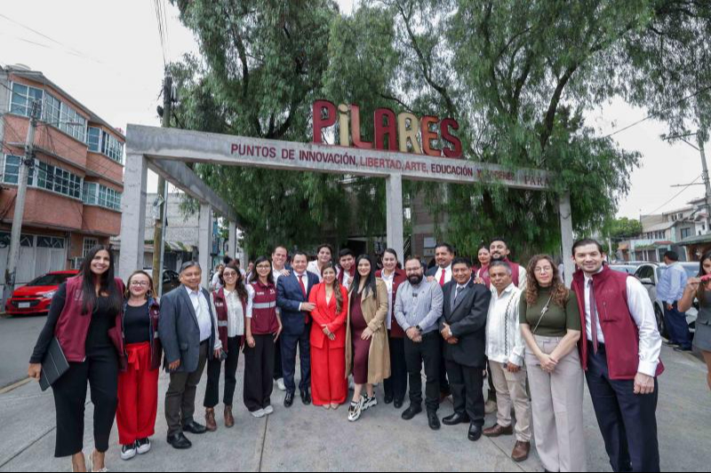 El gobernador Joaquín Díaz Mena continúa su gira en la CDMX