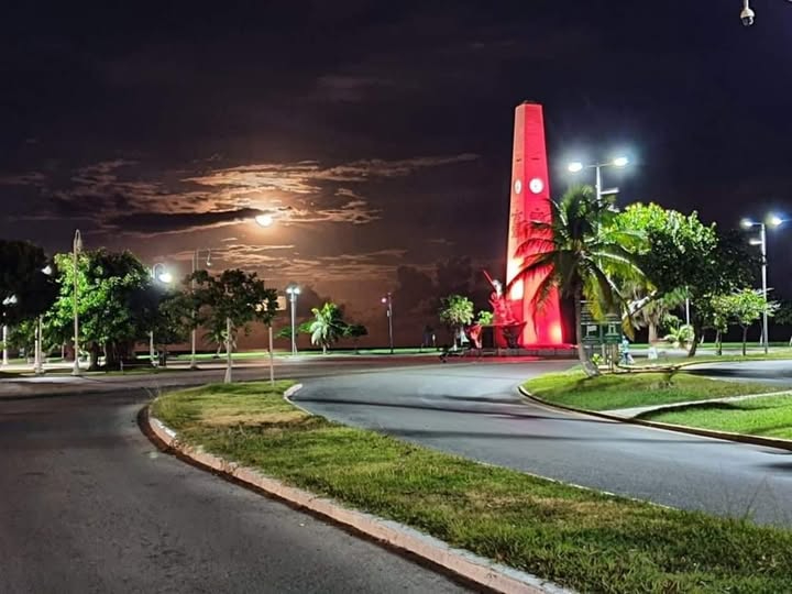 Joven fue hallada con golpes en bulevar de Chetumal