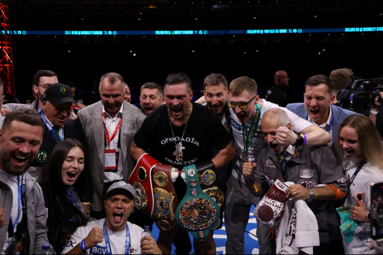 ¡Brutal K.O en Wembley!  Usyk noquea a Dubois y es campeón indiscutido de los pesos pesados del boxeo
