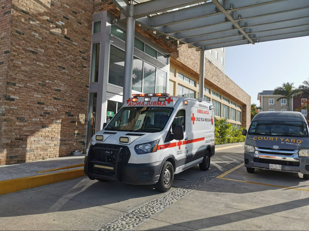 Huésped muere en cuarto del hotel Courtyard by Marriott en Ciudad del Carmen
