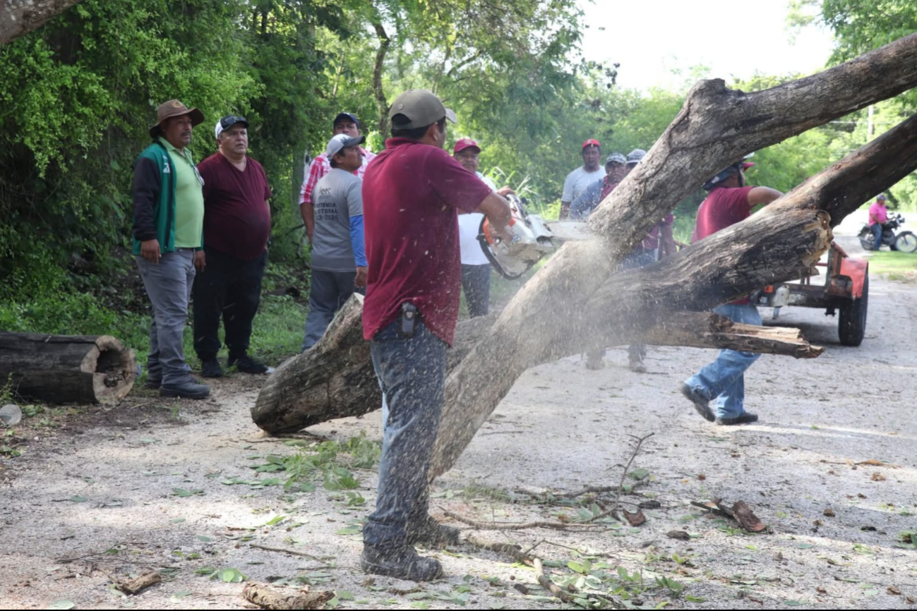 Vecinos vivieron momentos de angustia ante el riesgo de daños a viviendas. Vecinos vivieron momentos de angustia ante el riesgo de daños a viviendas.