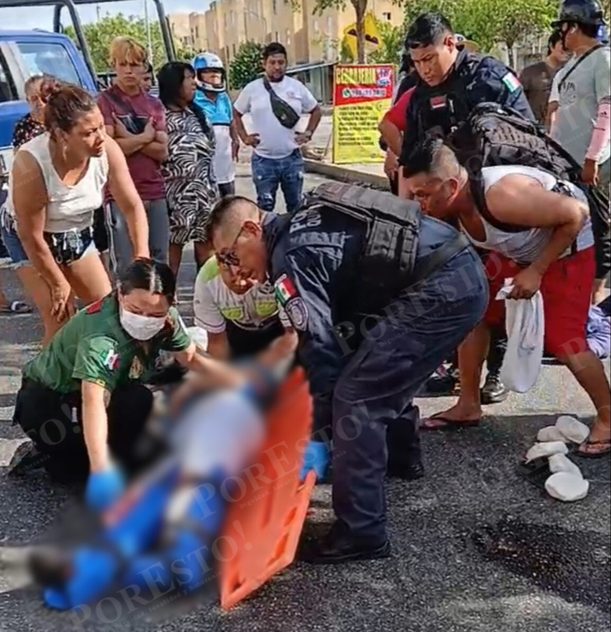 El repartidor también fue trasladado al hospital