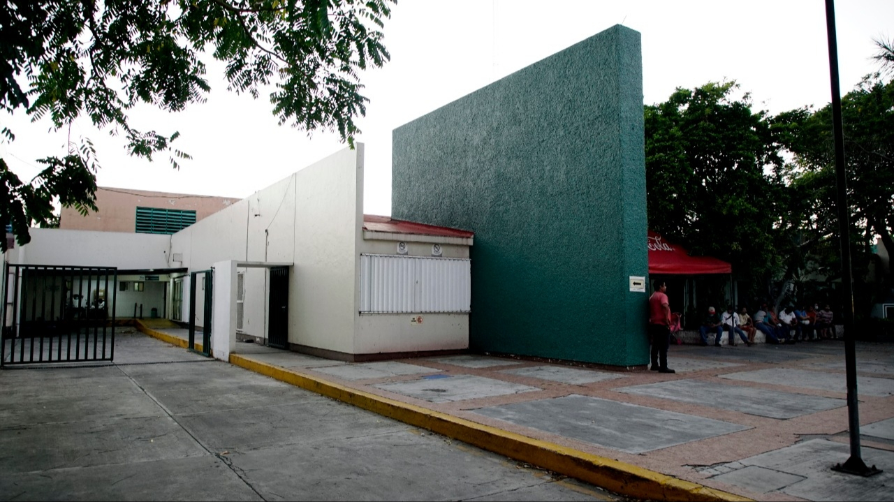 Algunos deben trasladarse a Playa del Carmen, pero al llegar se les niegan las consultas Algunos deben trasladarse a Playa del Carmen, pero al llegar se les niegan las consultas