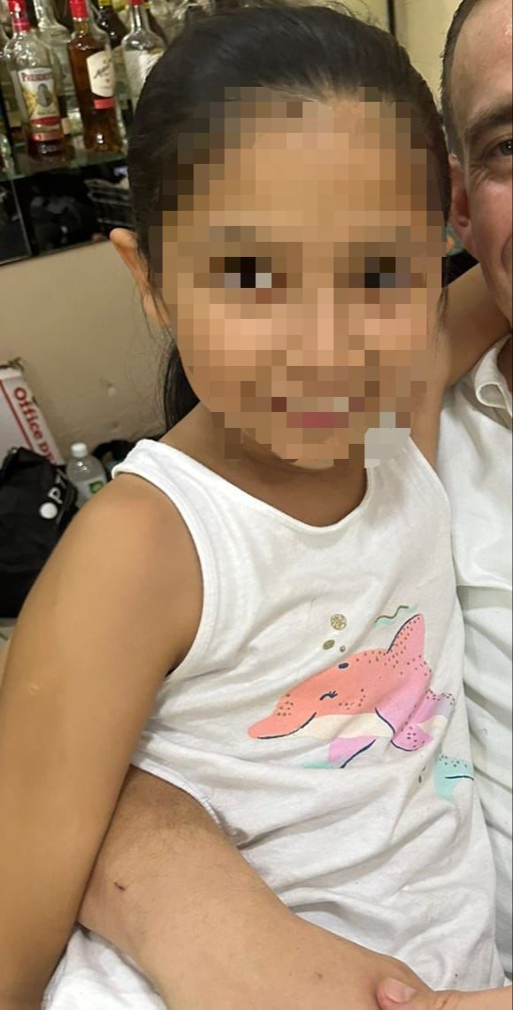 La niña de 10 años fue localizada sana y salva. La niña de 10 años fue localizada sana y salva.