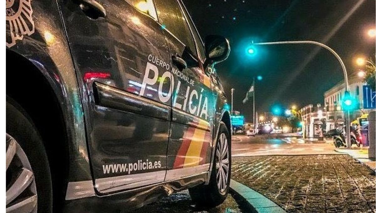 Las autoridades indicaron que la mujer incluso forzó la entrada a viviendas y empleó violencia cuando encontraba resistencia