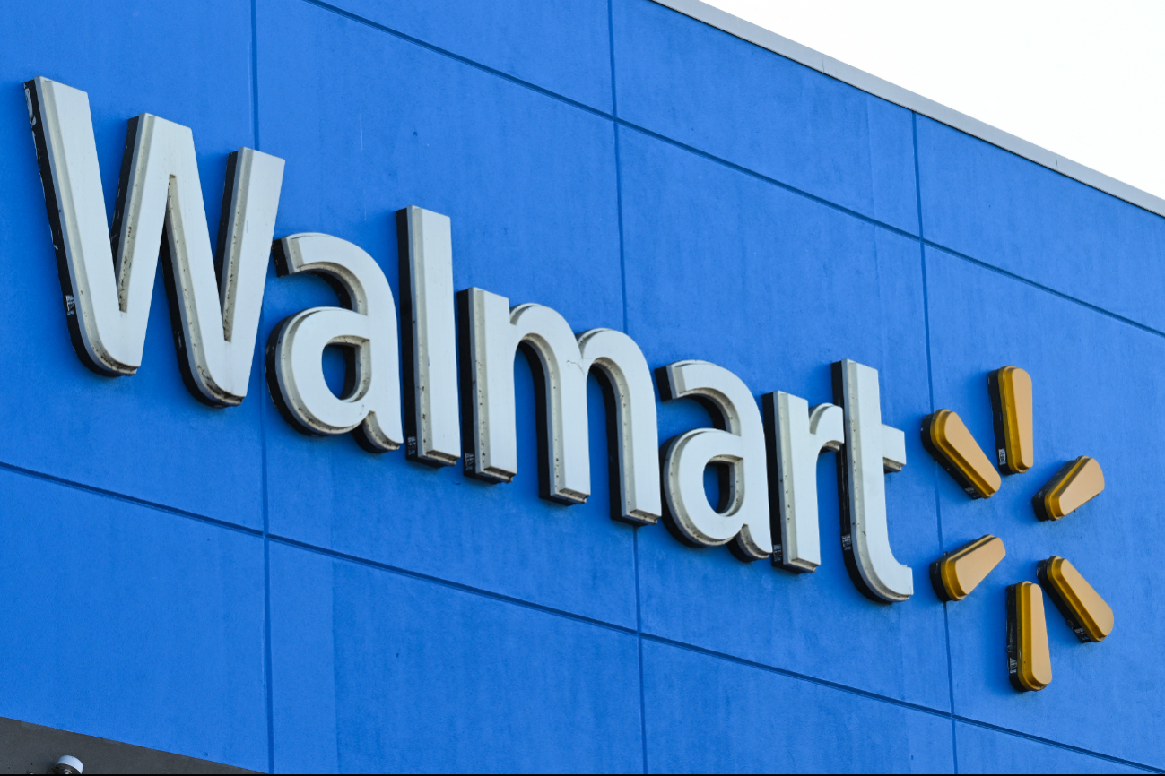 Ataque en un Walmart de Michigan deja 11 heridos de gravedad; fueron apuñalados por un sujeto