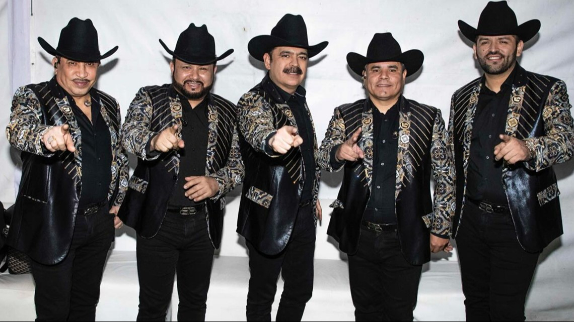 ¿Vas al concierto de Los Tucanes? Estas son las rolas que tienes que corear en la Feria del Carmen ¿Vas al concierto de Los Tucanes? Estas son las rolas que tienes que corear en la Feria del Carmen