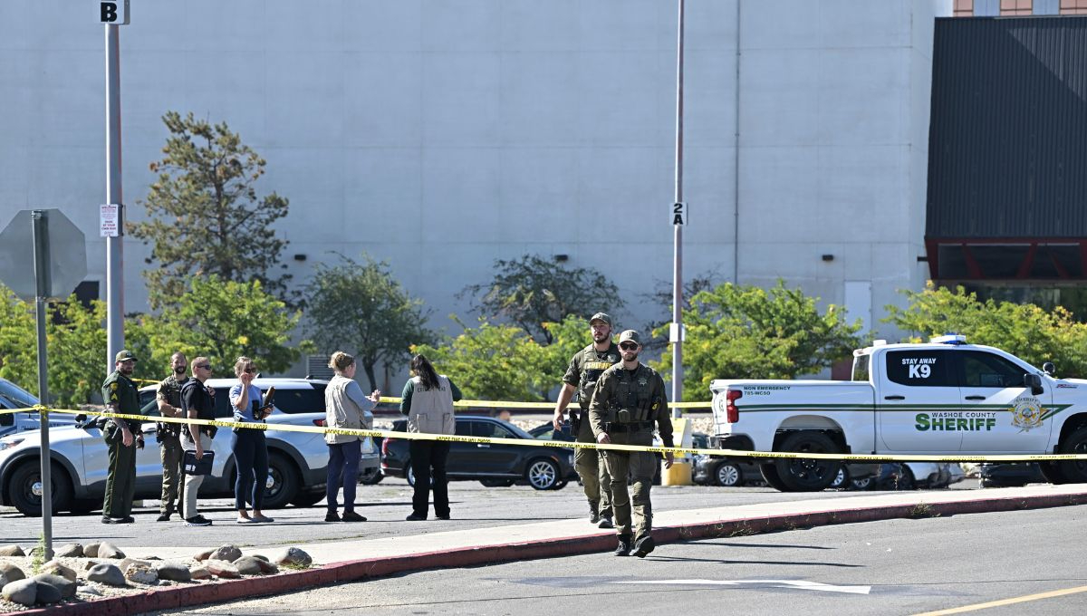 El sospechoso fue detenido en el lugar y posteriormente trasladado a un hospital
