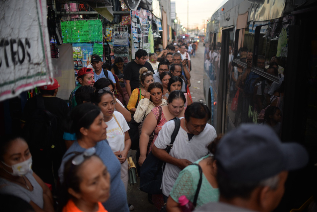 Establecen protocolo por casos de acoso a mujeres en el transporte Va y Ven en Mérida