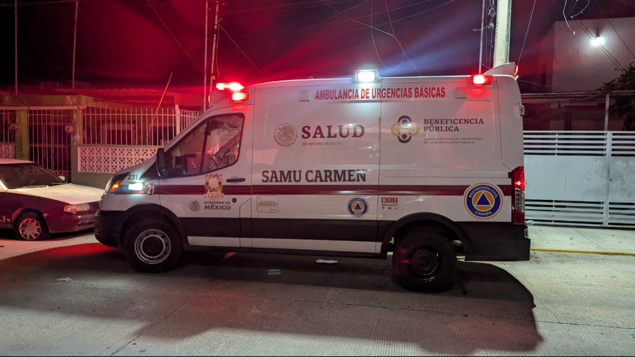 Los cuerpos de emergencia acudieron al domicilio del joven para auxiliarlo.