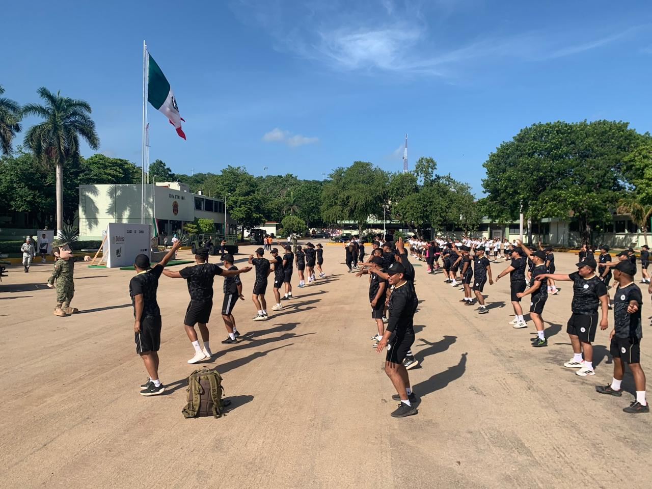 Décimo Batallón en Campeche promueve salud y convivencia con clase de zumba
