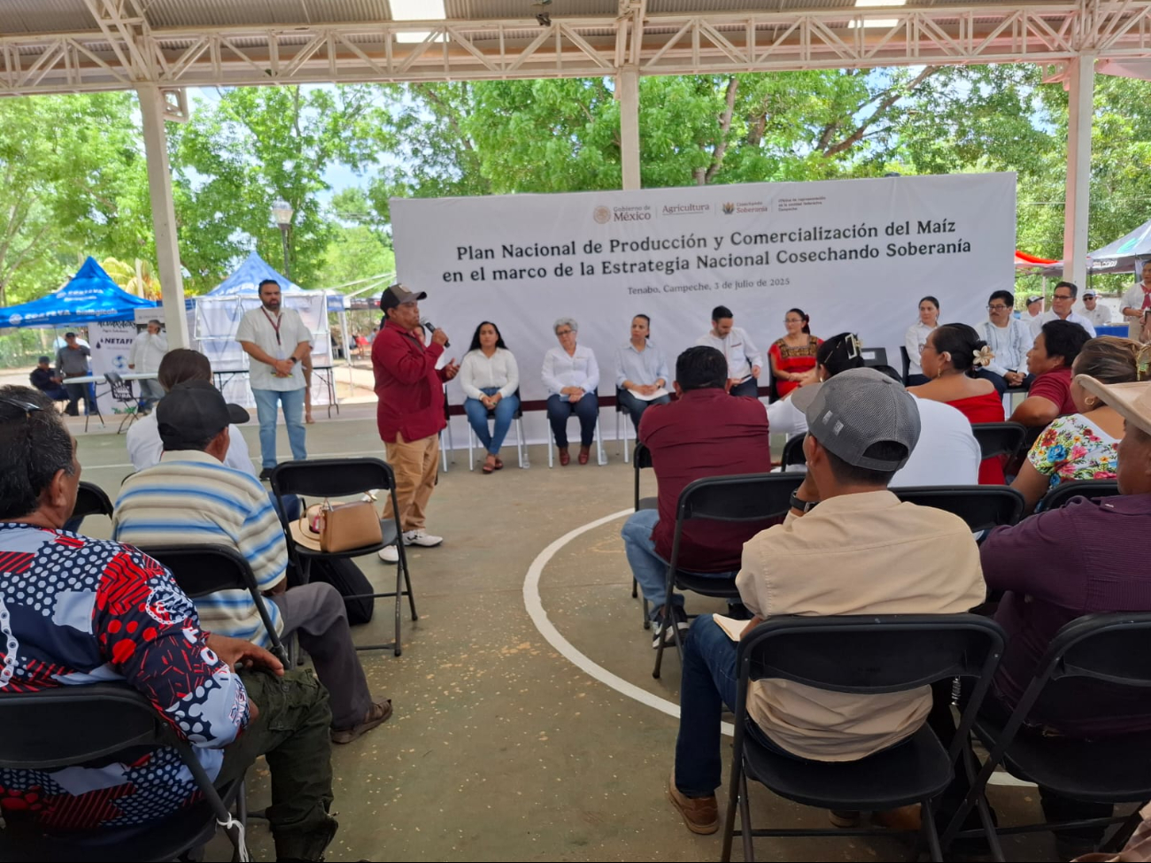 Campesinos de Campeche exigen precios justos por el maíz en reunión del Plan Nacional de Comercialización Campesinos de Campeche exigen precios justos por el maíz en reunión del Plan Nacional de Comercialización