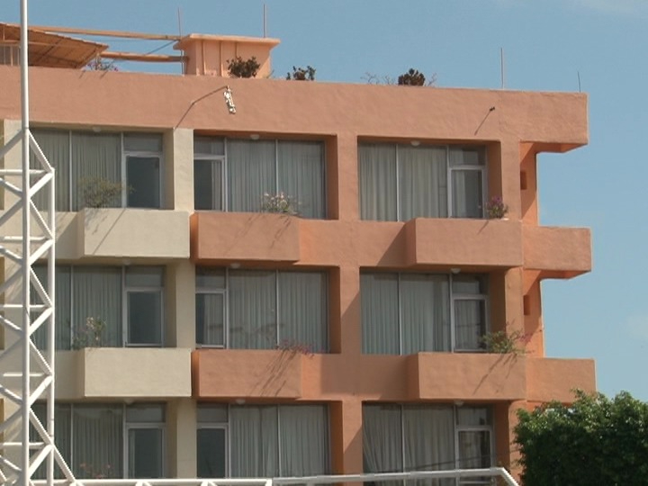 Establecimientos como el Hotel Azul han cerrado servicios por no poder sostener gastos operativos. Establecimientos como el Hotel Azul han cerrado servicios por no poder sostener gastos operativos.