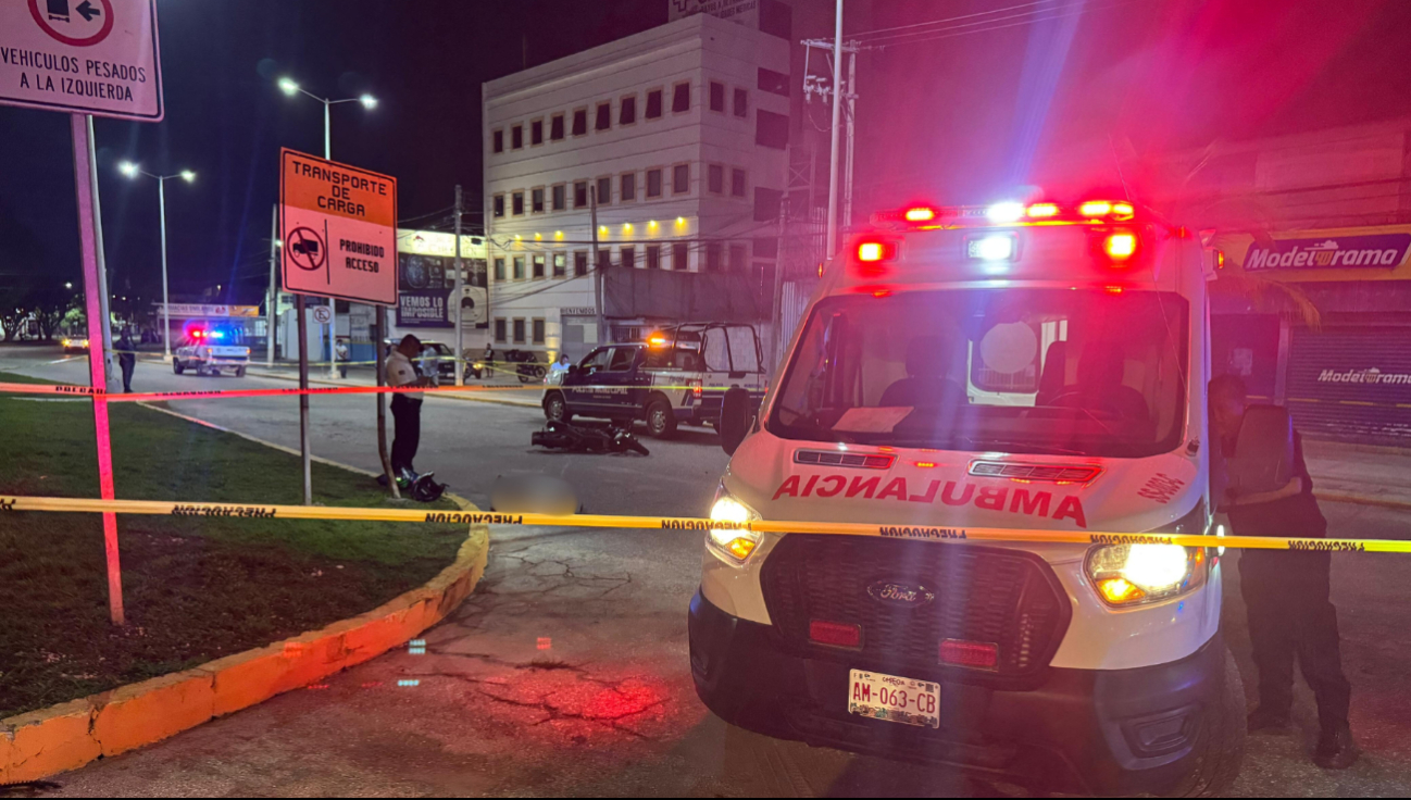 La policía acordonó el área y el Servicio Médico Forense (SEMEFO) realizó el levantamiento del cuerpo para la necropsia correspondiente. La policía acordonó el área y el Servicio Médico Forense (SEMEFO) realizó el levantamiento del cuerpo para la necropsia correspondiente.