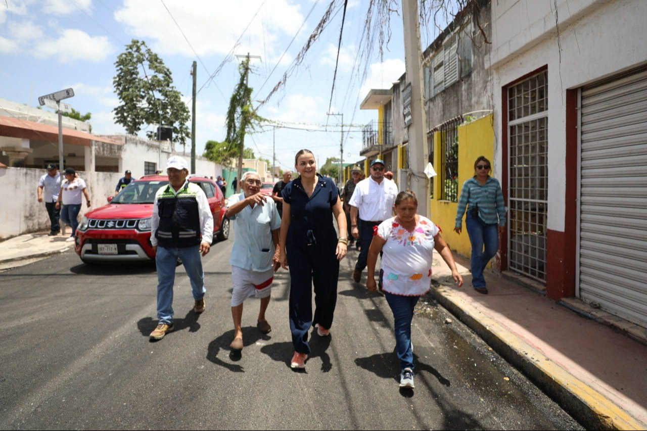 La alcaldesa Cecilia Patrón supervisó el operativo Calle por Calle en la Av. Alfredo Barrera Vásquez