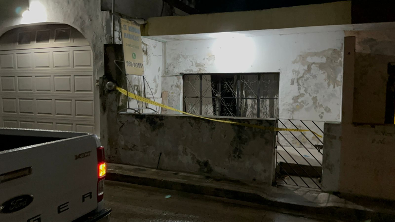 Catean domicilio en San Román, Campeche; detienen a dos por presunta venta de drogas